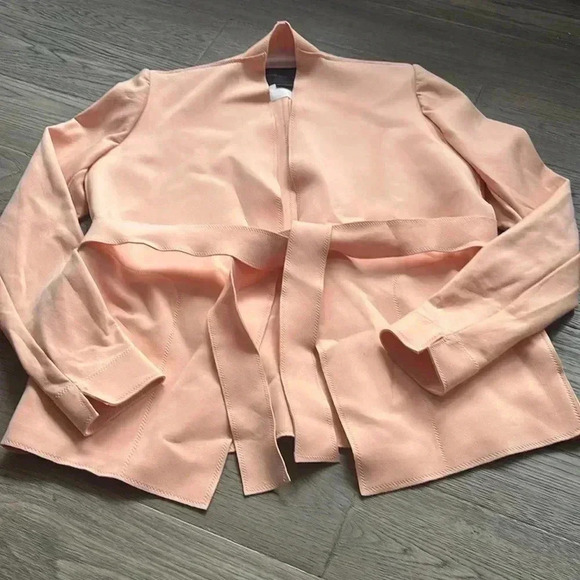 Marie Saint Pierre | Peach colour signature scuba fabric jacket with belt - Picture 3 of 16